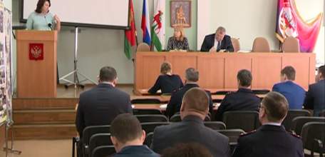 В преддверии майских праздников в администрации города Ельца прошло заседание антитеррористической комиссии