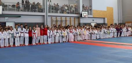 В ФОКе "Воргол" вчера завершился первый день открытого первенства Елецкого района по тхэквондо в дисциплинах керуги и пхумсе