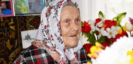 «ВЕРЬТЕ В БОГА И ЛЮБИТЕ ЖИЗНЬ» — это главный секрет долголетия жительницы с. Большие Извалы, труженицы тыла Зои Алексеевны Якушевой