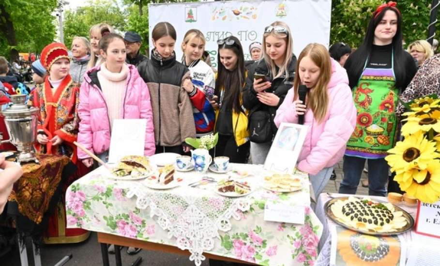 В Ельце состоялся смотр-конкурс на лучшее блюдо