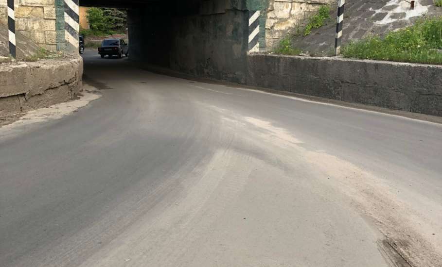 Дорожная организация «Елец Дорога» приступила к долгожданному ремонту улицы Городской в районе Бугра