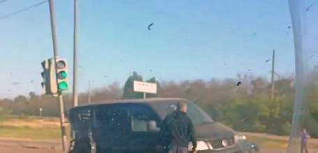 «ГАЗель» врезалась в «Каравеллу» под Ельцом  и опрокинулась: пострадал один водитель