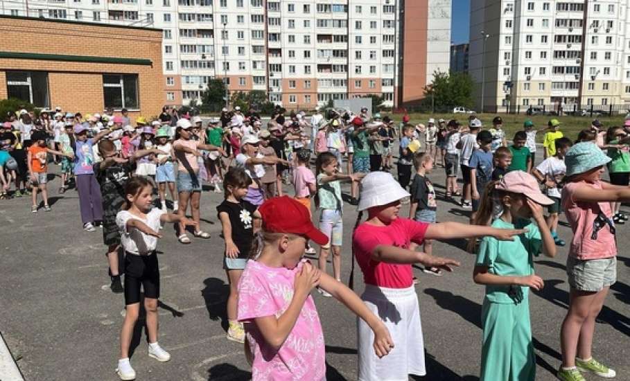 В Ельце стартовала летняя оздоровительная кампания