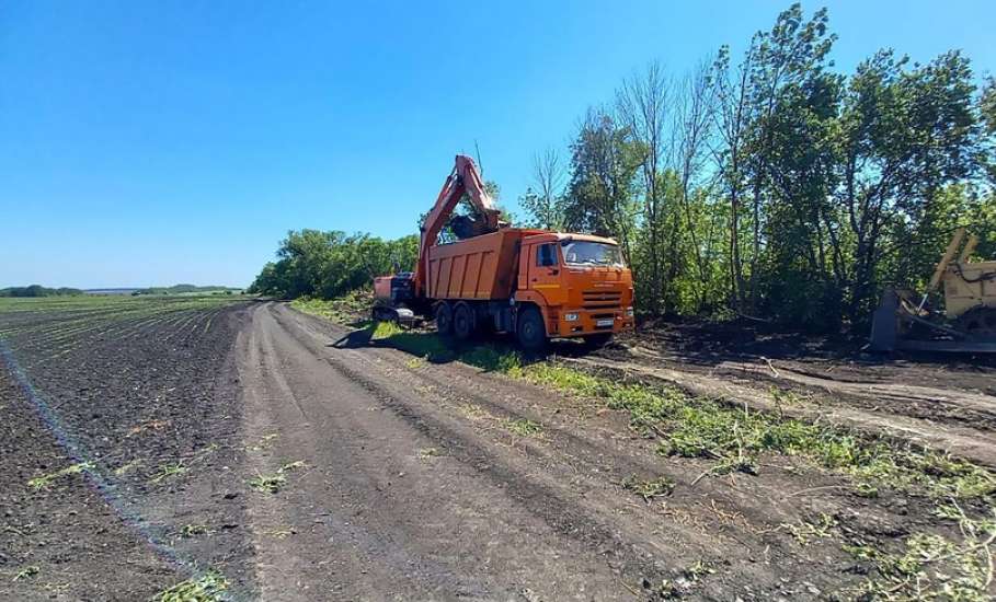 Около села Малые Извалы начались работы по обустройству объездной дороги для сельхозтехники ООО «Колос-Агро»