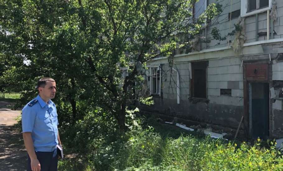 После вмешательства прокуратуры в Ельце будут снесены 4 аварийных дома