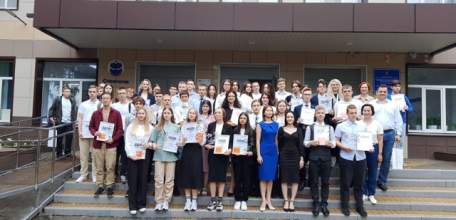 18 июня в Центре поддержки одаренных детей "Стратегия" города Липецка состоялась торжественная церемония награждения победителей и призеров региональных конкурсов, проектов и инициатив