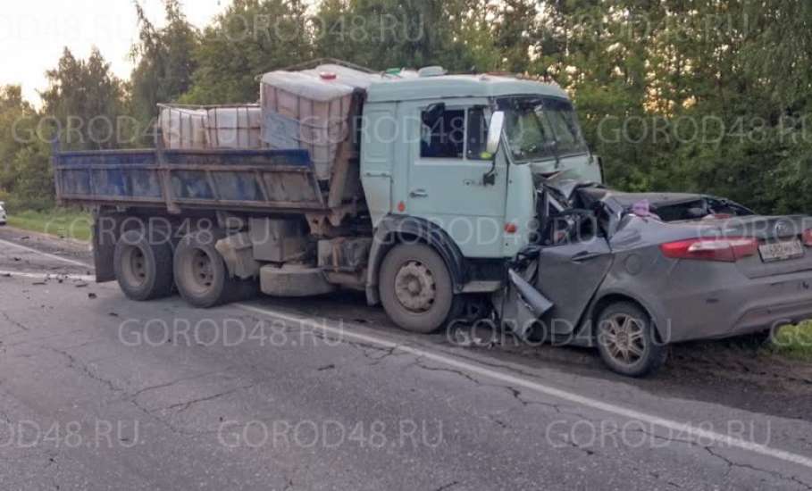 Сегодня утром в Липецкой области произошла страшная авария со смертельным исходом