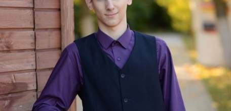 Выпускники 2024 года продолжают радовать своими отличными результатами - 100 баллов за экзамен по информатике получил Никита Минасян, выпускник лицея №5