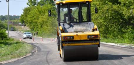 В Черкассах идет ремонт участка дороги по улице Советская