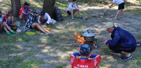 Восьмидневный байдарочный поход по реке Ворона осуществили туристы из Ельца