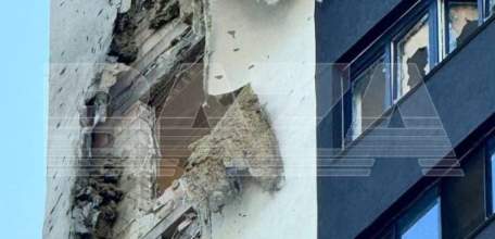 В Воронеже в результате атаки БПЛА повреждён жилой дом и автомобили