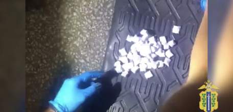 В Липецкой области оперативники пресекли попытку сбыта крупной партии запрещенных веществ