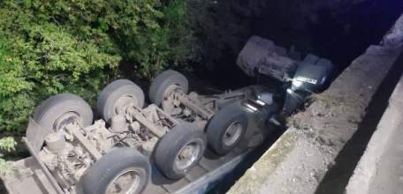 В Становлянском районе погиб водитель грузовика