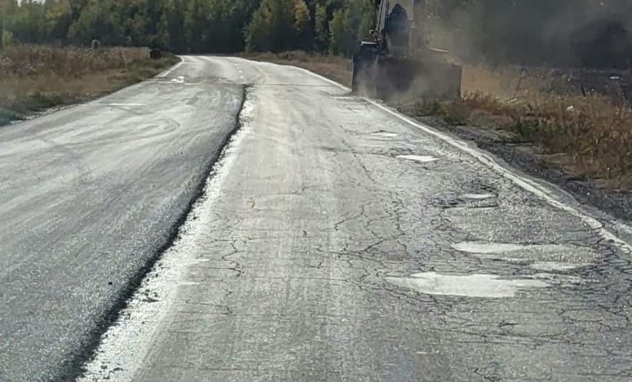 На границе Елецкого и Долгоруковского района сделали ужасную дорогу!