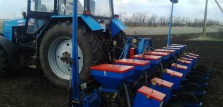 В Елецком районе продолжаются посевные работы