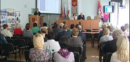 В администрации Ельца обсудили вопросы подготовки и проведения отдыха, оздоровления и занятости подростков в летнее время