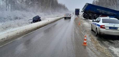 Сегодня утром в Лебедянском районе 58-м километре автодороги Липецк - Данков произошло ДТП!