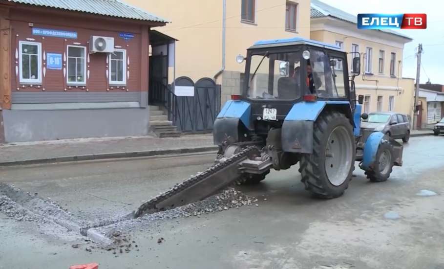 Движение по улице Пушкина в Ельце перекрыто!