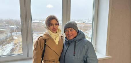 Дети-сироты получили ключи от квартир в Елецком районе