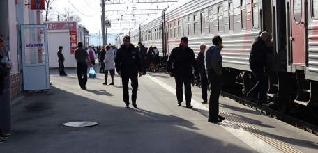 Несанкционированная торговля на елецком вокзале запрещена