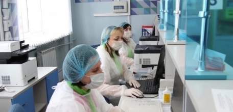 Стал известен режим работы поликлиник в новогодние выходные в Липецкой области