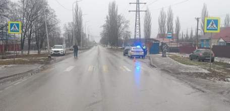 Сразу два пешехода попали под колеса автомобилей этим утром в Липецкой области