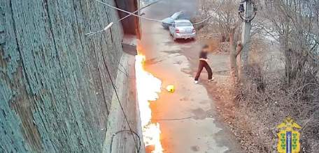 38-летняя ельчанка подожгла дом соперницы