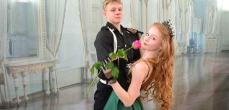 И грянул бал, кадетский бал в Ельце