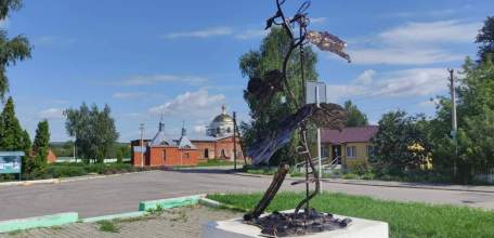 Обновление памятника огурцу в Елецком районе обойдется селу в 1,5 млн рублей