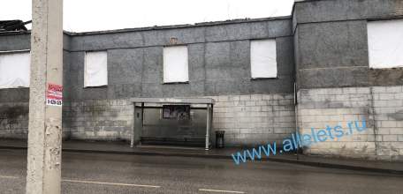 Администрация Ельца завесила, а точнее наверное перевесила другой стороной баннеры с тематикой 9 мая