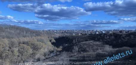 Живописная речка Ельчик по весне прекрасна