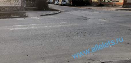 Почему в Ельце отсутствуют знаки «пешеходный переход»?!