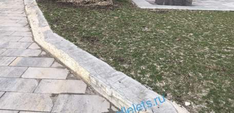 Жители Ельца считают, что при благоустройстве скверов Бунина-Соломенцева разворованы миллионы рублей!