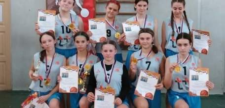 29-30 марта в спортивном зале ЕТЖТ-филиал РГУПС прошло Открытое первенство города Ельца по баскетболу