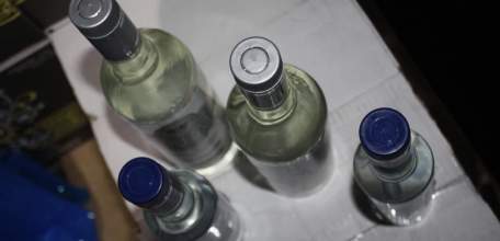 Ельчанин попался на торговле опасным самогоном