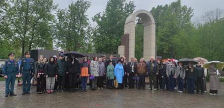 Сегодня у Мемориального комплекса героям-ликвидаторам чернобыльской и других радиационных катастроф состоялось памятное мероприятие