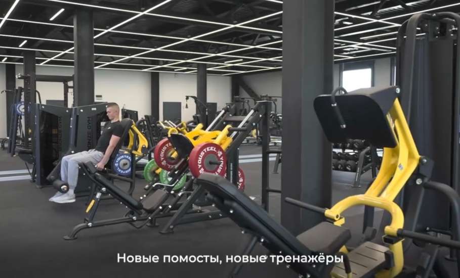 Губернатор Игорь Артамонов провёл выездное совещание в Ельце, в ходе которого посетил несколько важных объектов города