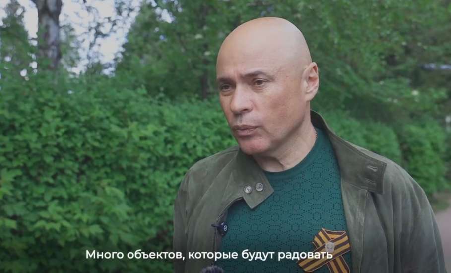 Губернатор Игорь Артамонов провёл выездное совещание в Ельце, в ходе которого посетил несколько важных объектов города