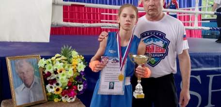 Елецкие спортсмены завоевали золотые медали турнира по боксу!