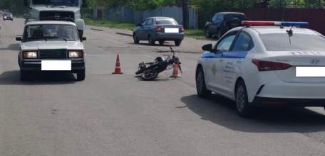 Очередное ДТП в Ельце на Новолипецкой. Водитель мопеда госпитализирован