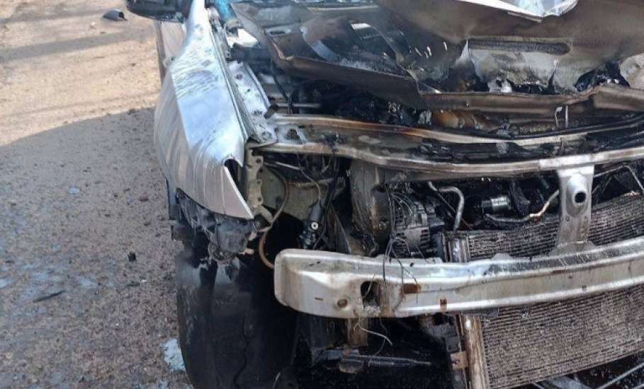 Беспилотник атаковал автомобиль главы Беловского района Курской области Николая Волобуева!