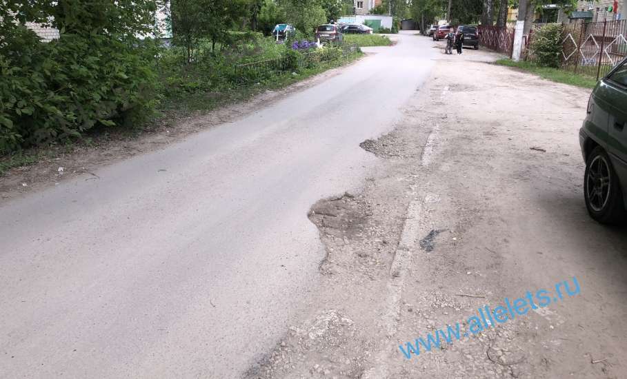 Елец выглядит, как после бомбёжки!