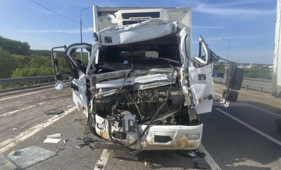 Водитель и 13 пассажиров автобуса «Елец — Воронеж» пострадали в ДТП!
