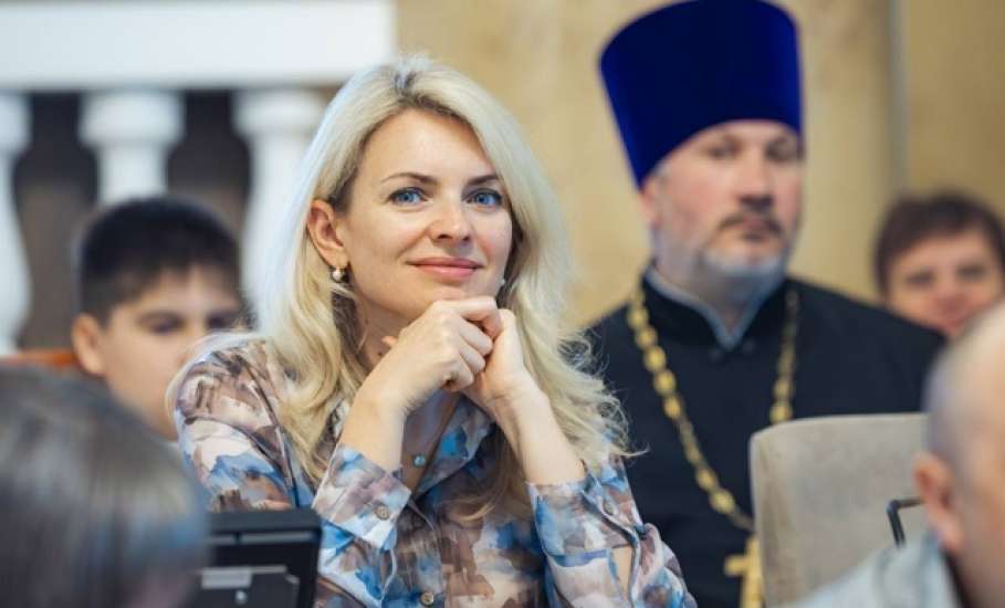 В правительстве Липецкой области наградили елецкие семьи
