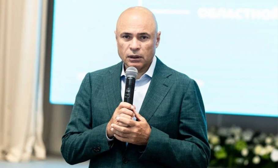 В правительстве Липецкой области наградили елецкие семьи