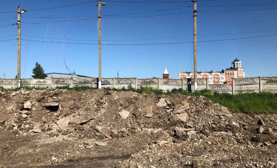 В Ельце не идёт полным ходом благоустройство набережной реки Сосна