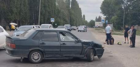 В Ельце «ВАЗ» не уступил дорогу не предназначенной для езды по дорогам мототехнике