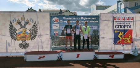 ЕГОР БОБРОВ ИЗ ЕЛЬЦА - ПОБЕДИТЕЛЬ ПЕРВЕНСТВА ЦФО ПО ЛЁГКОЙ АТЛЕТИКЕ!