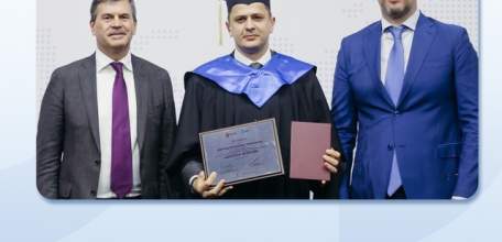 Исполняющий обязанности главы города Ельца Вячеслав Жабин завершил обучение в «Школе мэров»