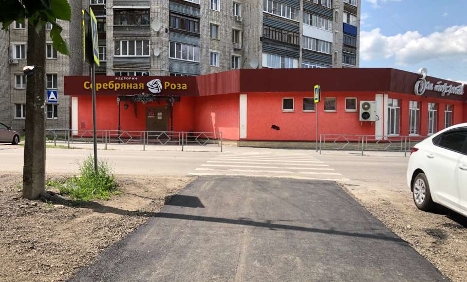 Предприятие «Елец Дорога» сделала подарок Ельцу! За свой счёт благоустроили территорию школы №97
